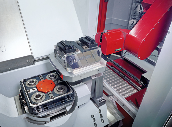 (c) Schultze Anlagentechnik GmbH Effiziente Teilefertigung Innenraumansicht Roboter