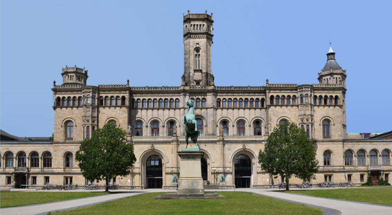 Schultze Anlagentechnik GmbH Studium Leibniz Universität Hannover Welfenschloss (c) LUH